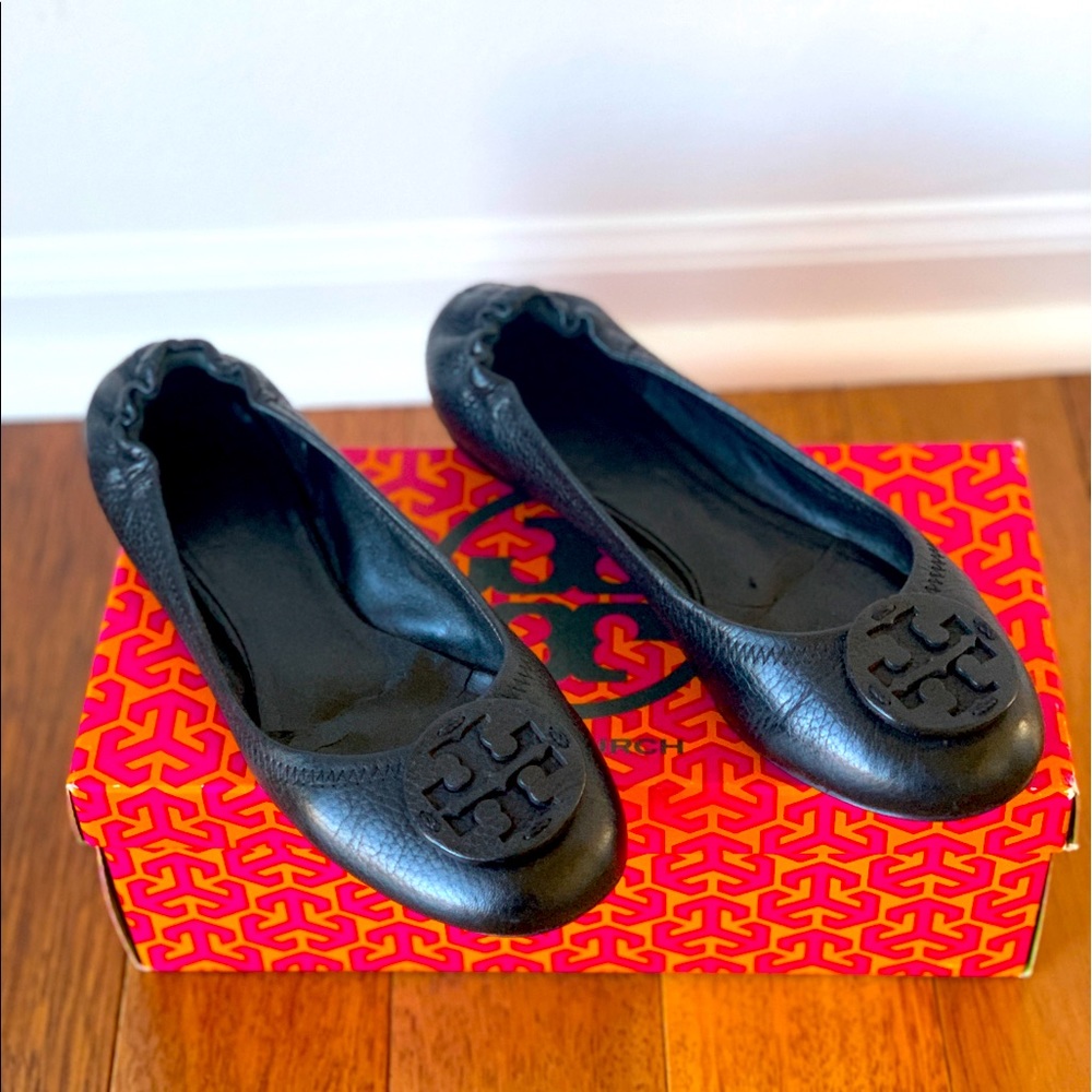 Tory Burch Reva- Tumbled Leather ballet flat black